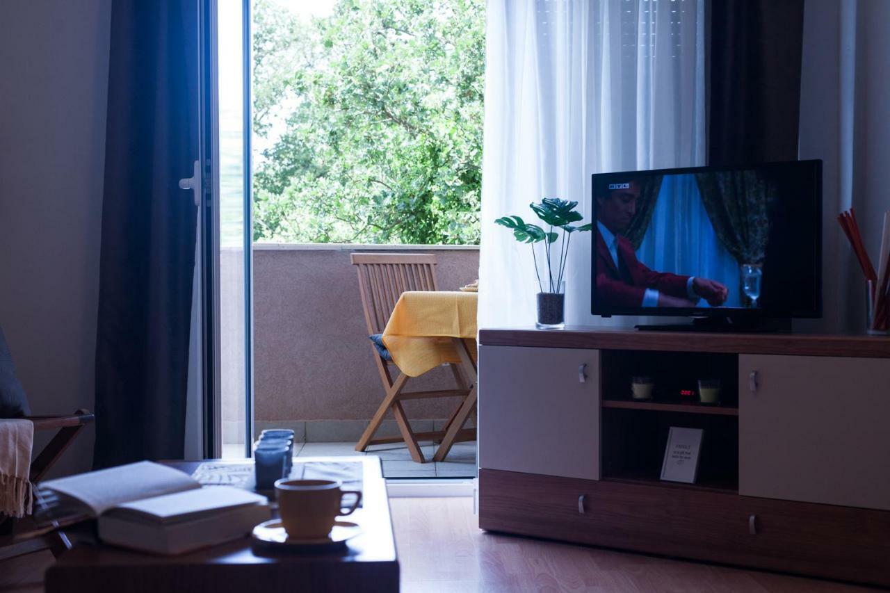 Apartment Helga Ližnjan Εξωτερικό φωτογραφία