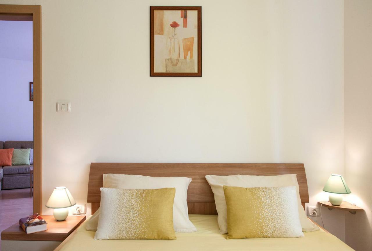 Apartment Helga Ližnjan Εξωτερικό φωτογραφία