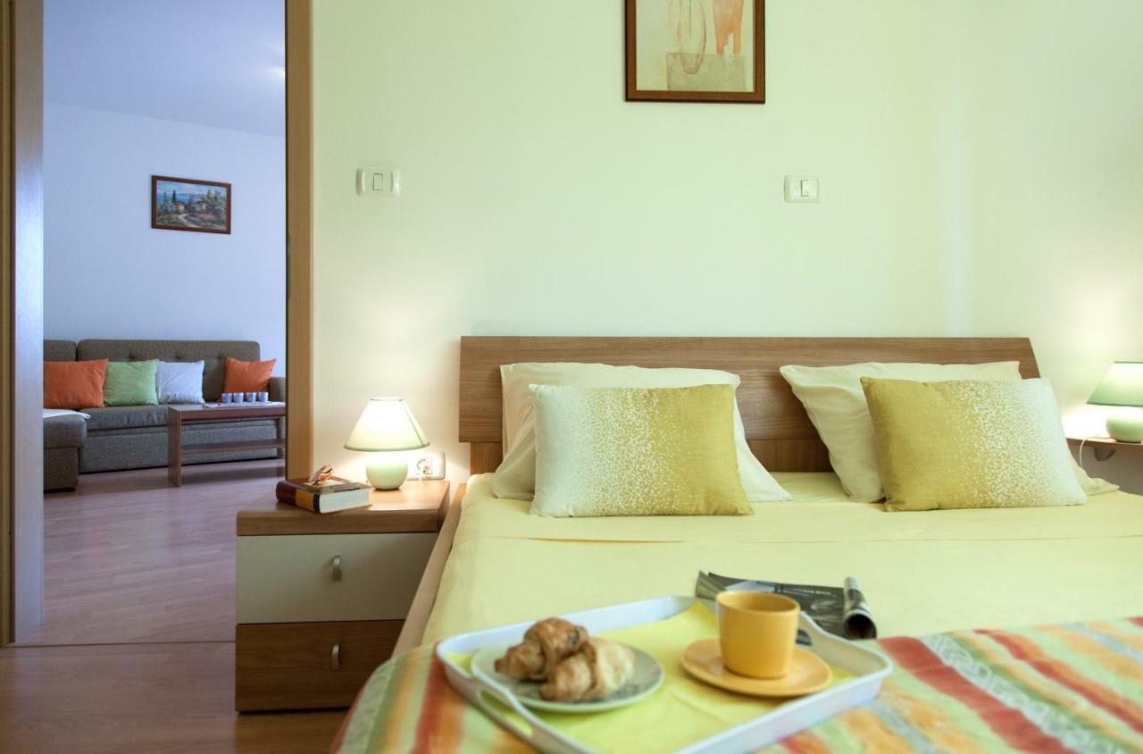 Apartment Helga Ližnjan Εξωτερικό φωτογραφία